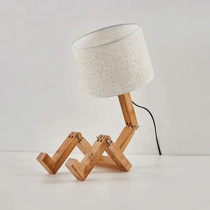 Lampe de table en forme de robot