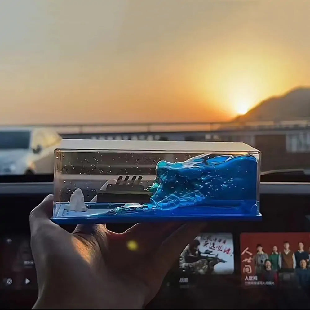 Cruise Ship Fluid Drift Bottle