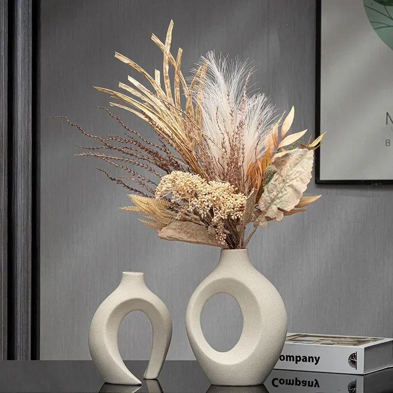 Nordic Ceramic Interlock Vase